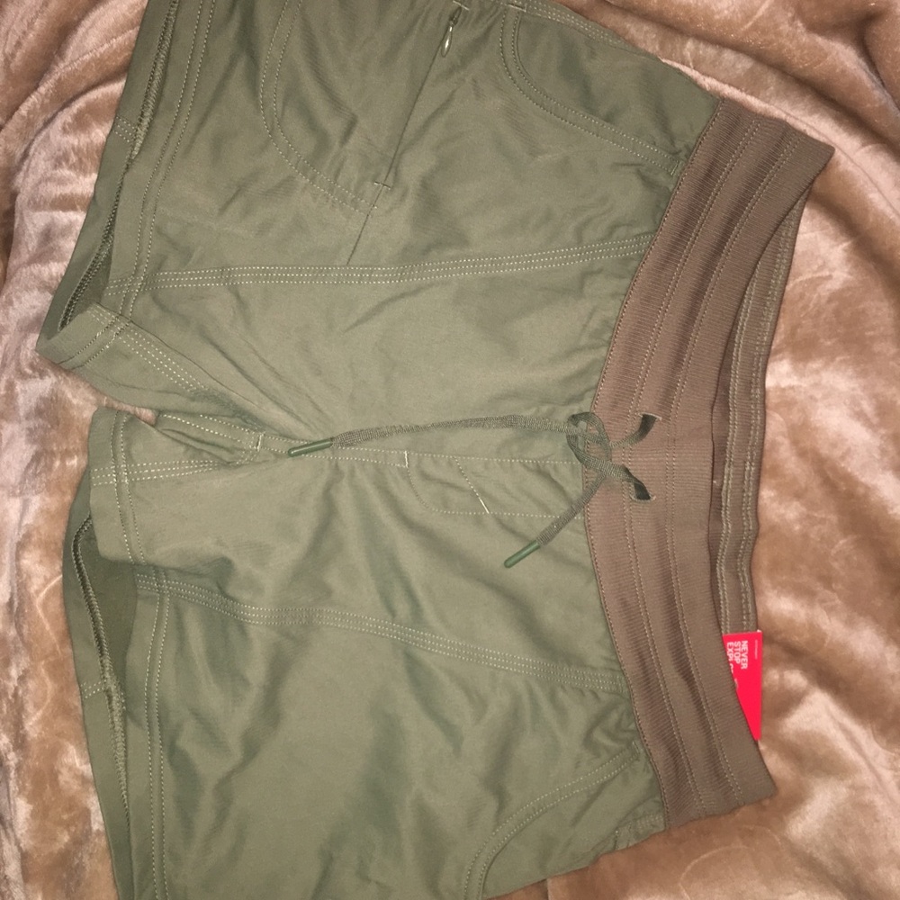The north Face shorts
